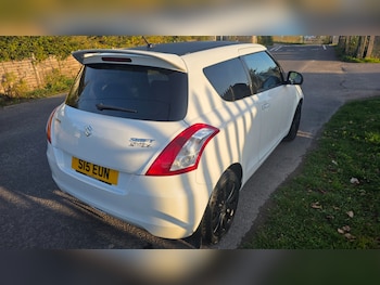 Used Suzuki Swift 2012 for sale - 76107632: Photo 3