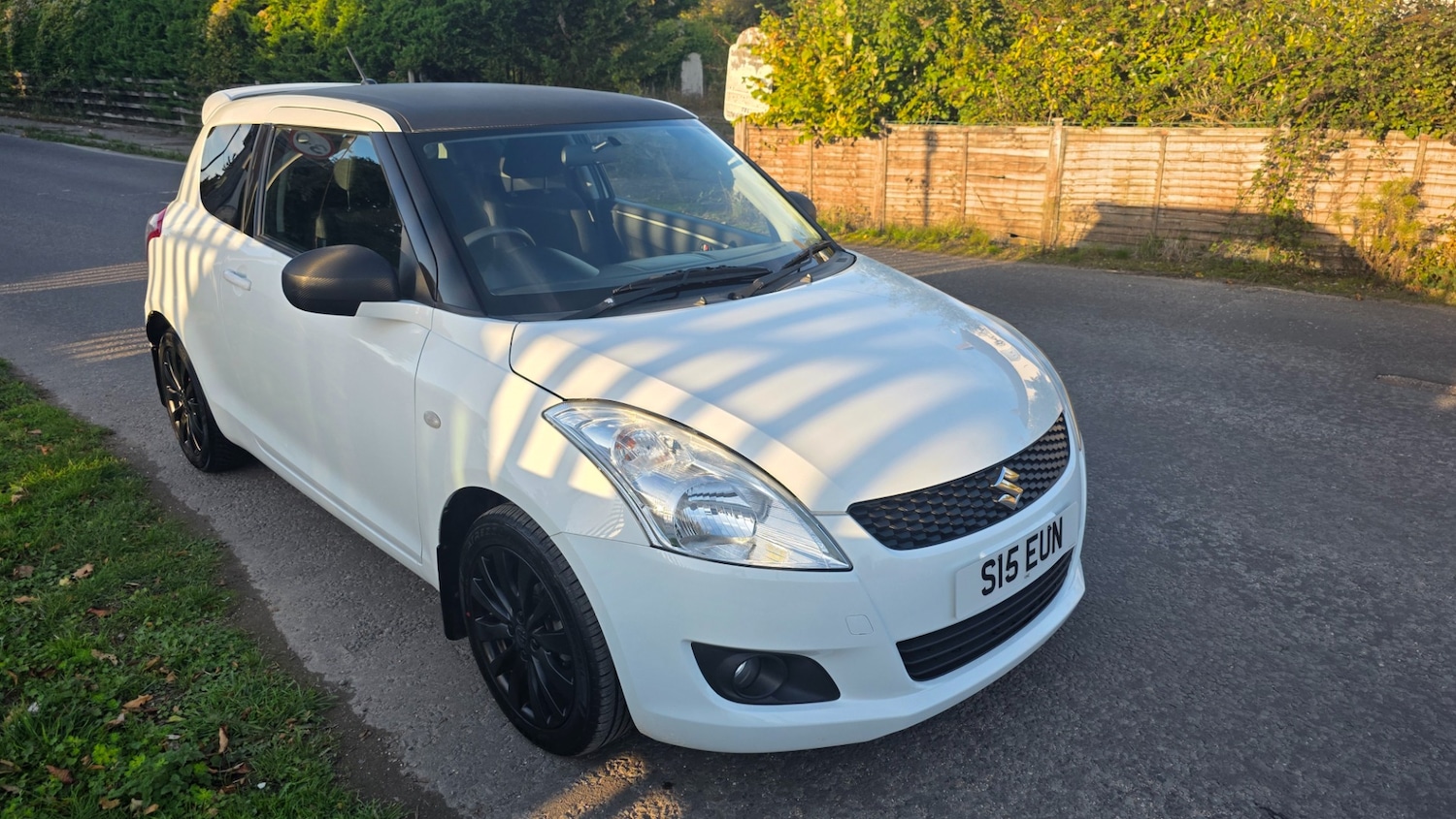 Used Suzuki Swift 2012 for sale - 76107632: Photo 4