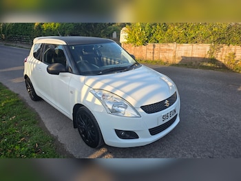 Used Suzuki Swift 2012 for sale - 76107632: Photo 4