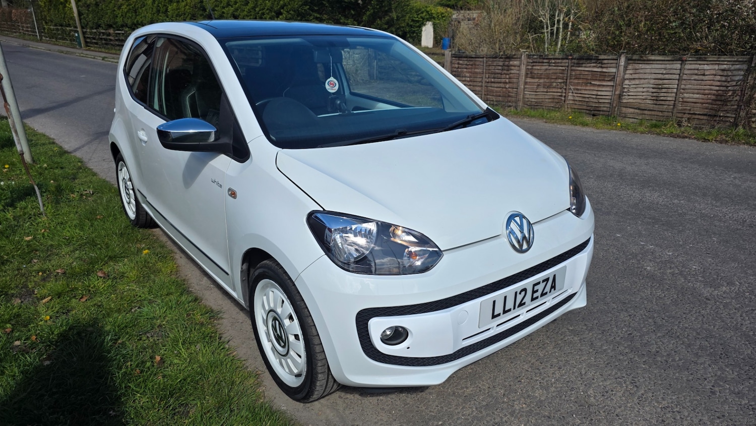Used Volkswagen up! 2012 for sale - 77460974: Photo 4