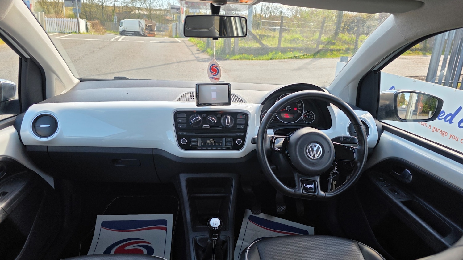 Used Volkswagen up! 2012 for sale - 77460974: Photo 6