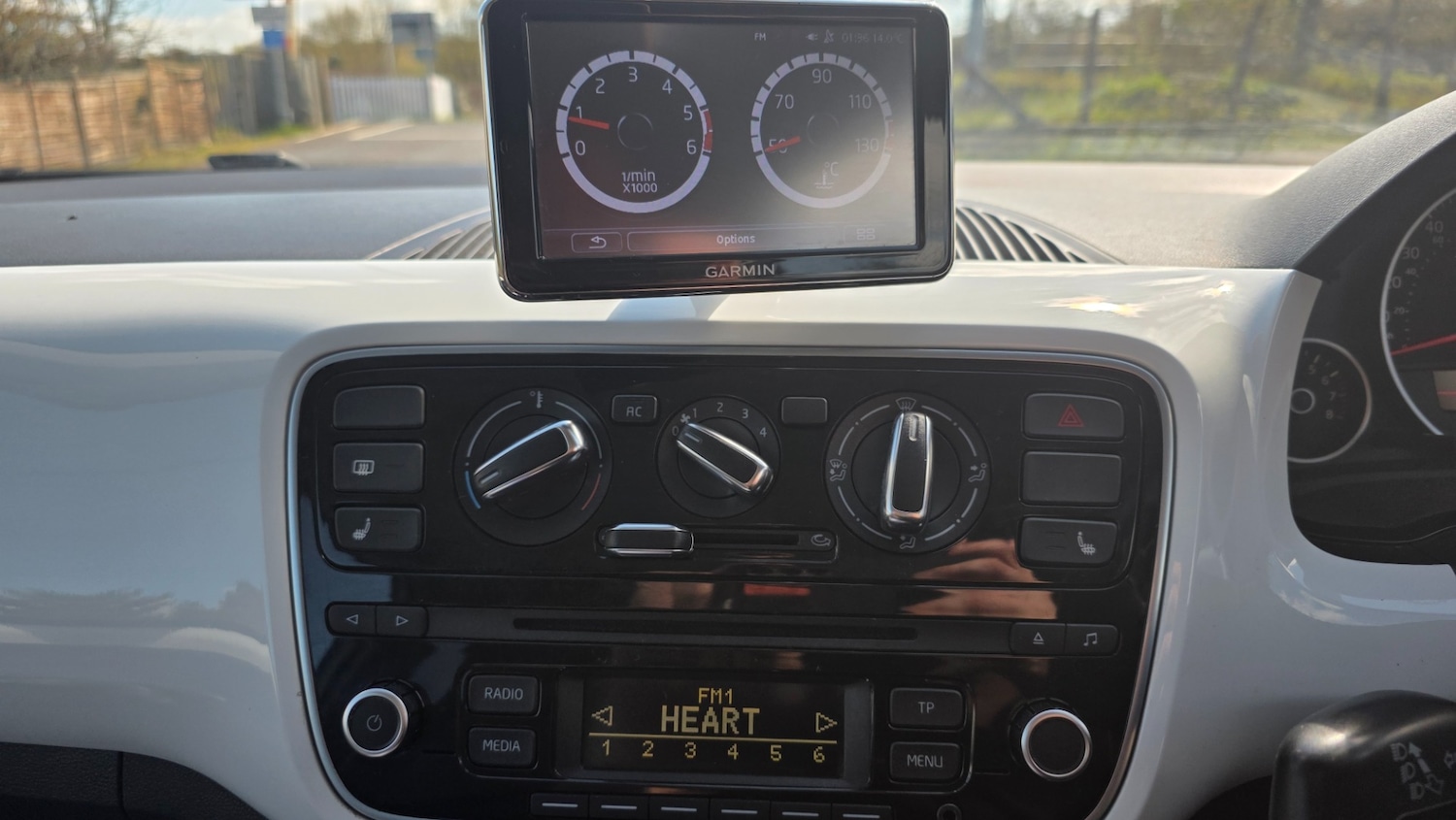 Used Volkswagen up! 2012 for sale - 77460974: Photo 8