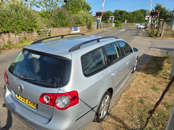 Used Volkswagen Passat 2009 for sale - 73810988: Photo 3