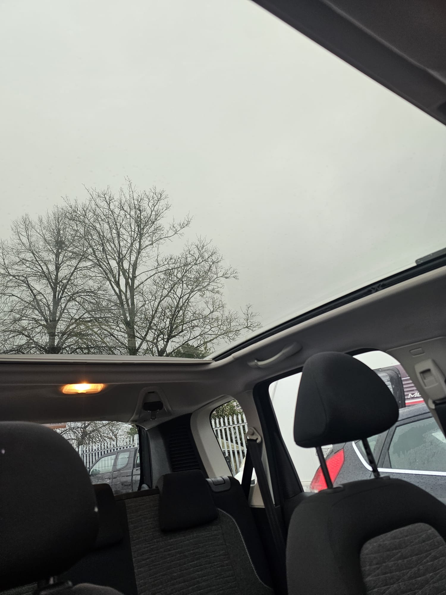 Used Citroen C3 Picasso 2016 for sale - 77166238: Photo 12