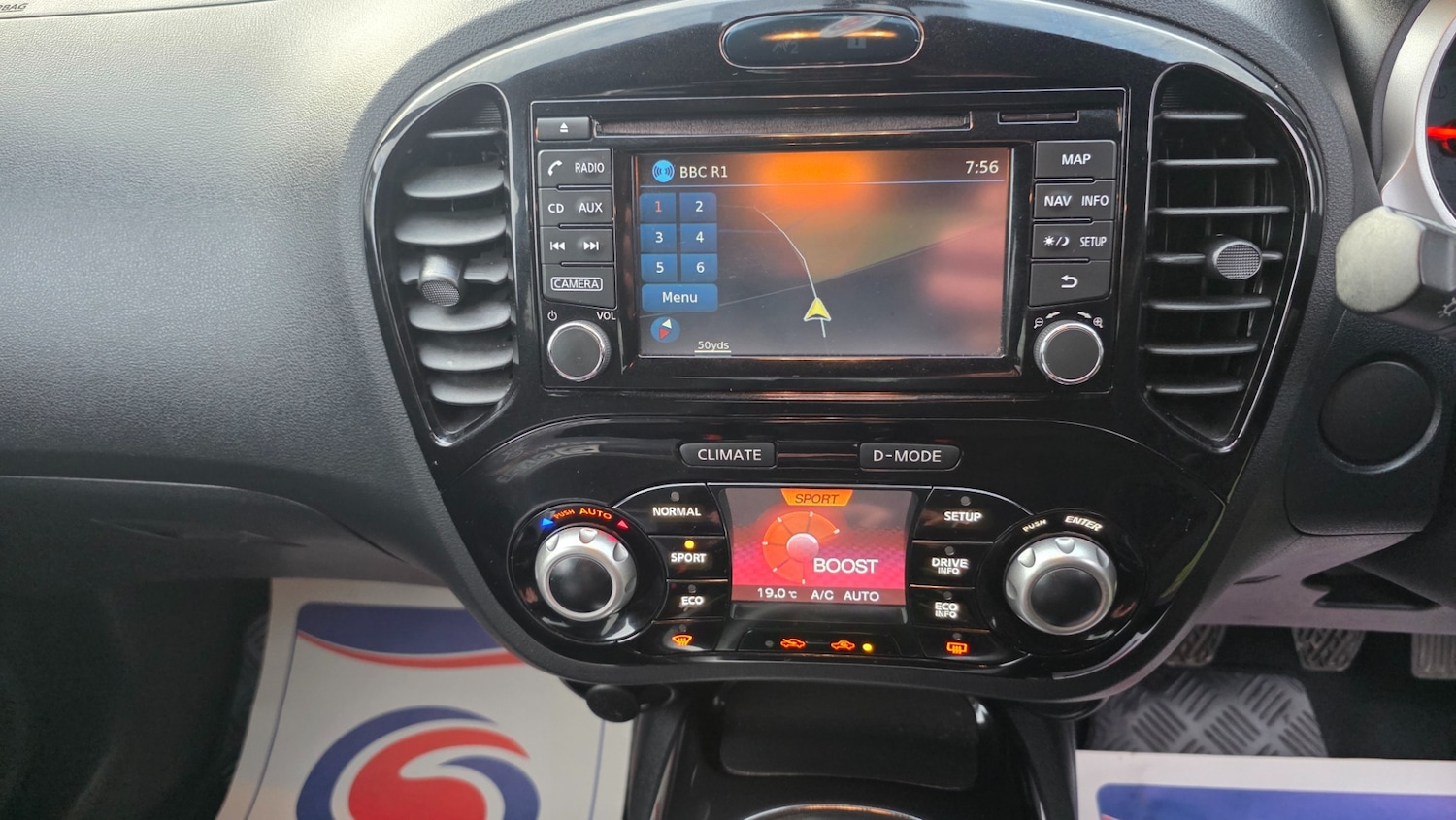 Used Nissan Juke 2015 for sale - 77460402: Photo 9