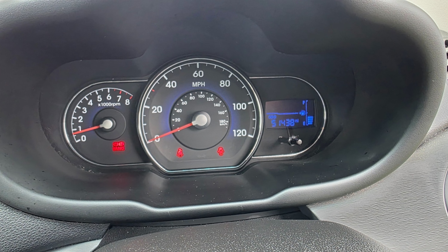 Used Hyundai i10 2013 for sale - 76411420: Photo 10