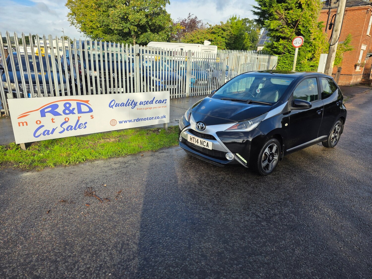 Used Toyota AYGO 2014 for sale - 75541792: Photo 1