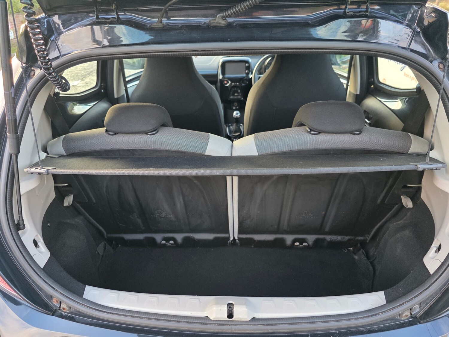 Used Toyota AYGO 2014 for sale - 75541792: Photo 5