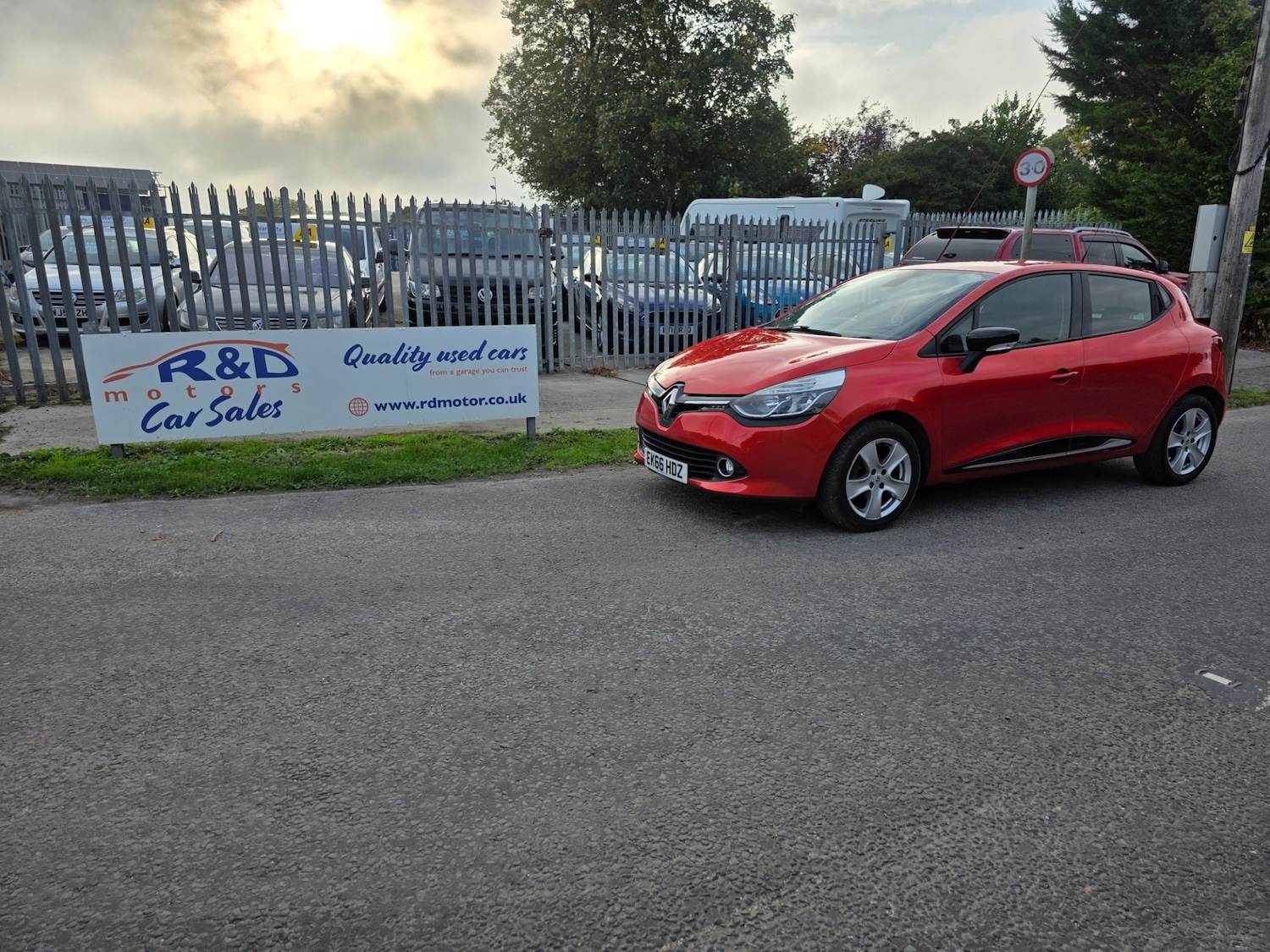 Used Renault Clio 2016 for sale - 75144150: Photo 1
