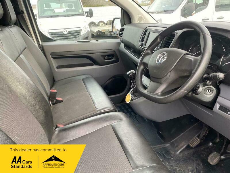 Used Vauxhall Vivaro 2022 for sale - 76950867: Photo 6