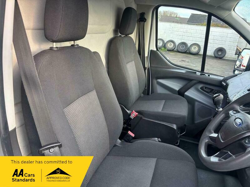Used Ford Transit Custom 2017 for sale - 76863625: Photo 8