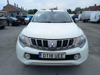 Used Mitsubishi L200 2018 for sale - 79114593: Photo