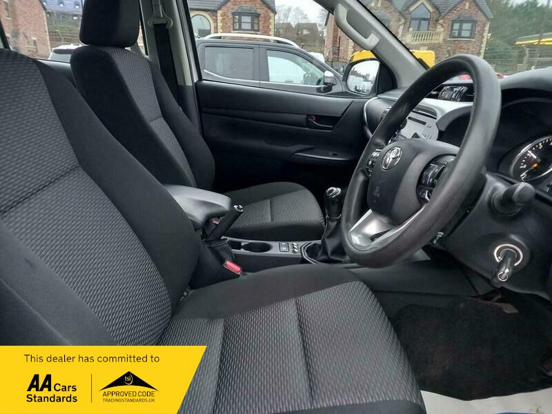 Used Toyota Hilux 2021 for sale - 77655888: Photo 9