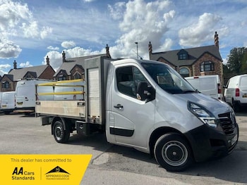 Vauxhall - Movano