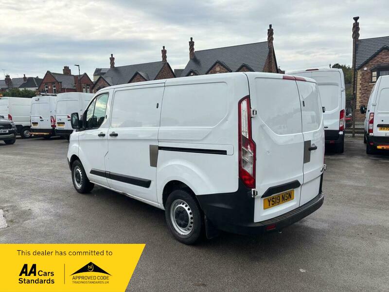 Used Ford Transit Custom 2019 for sale - 76211004: Photo 2