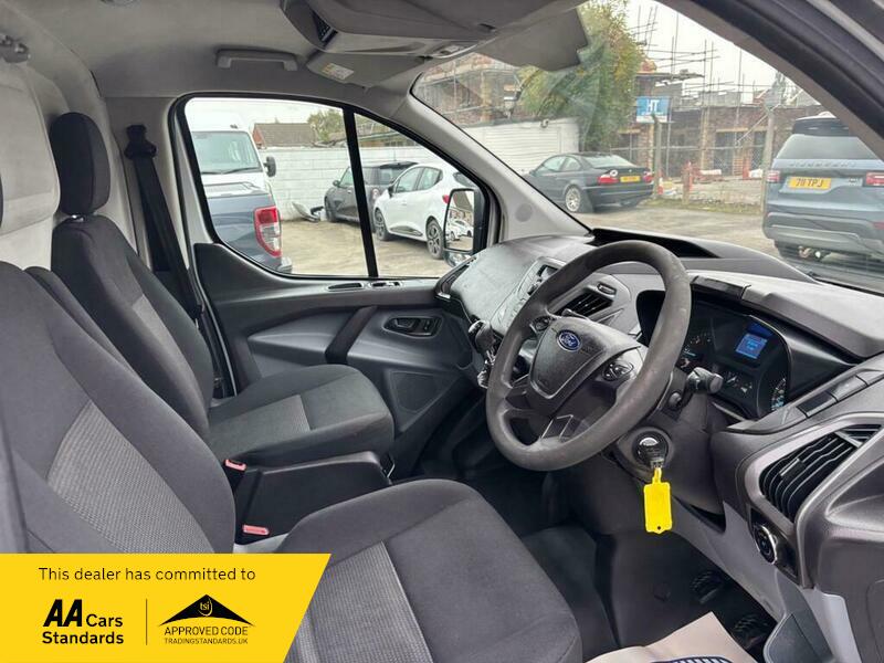 Used Ford Transit Custom 2017 for sale - 76430561: Photo 10