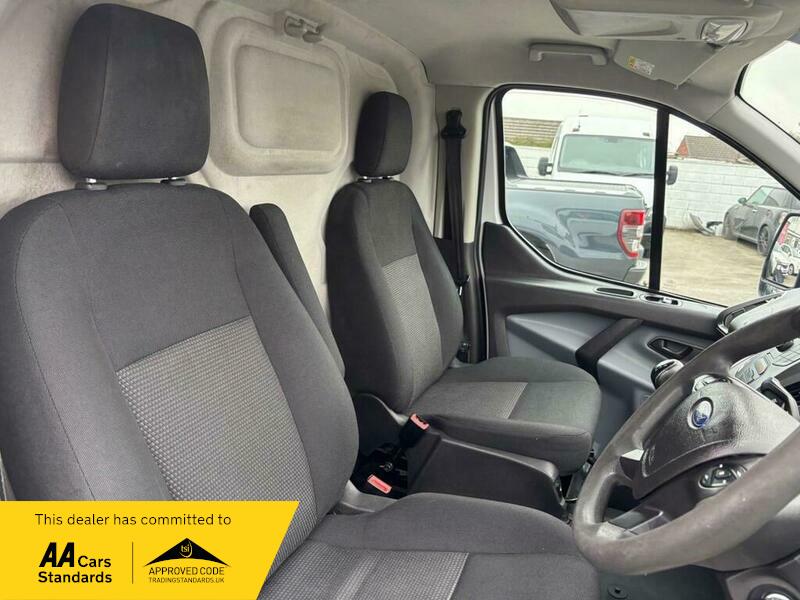 Used Ford Transit Custom 2017 for sale - 76430561: Photo 6