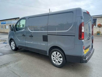 Used Renault Trafic 2023 for sale - 79599529: Photo