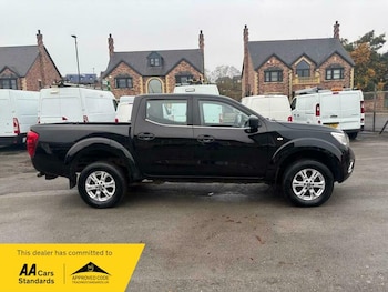 Used Nissan Navara 2021 for sale - 76863633: Photo