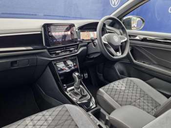 Used Volkswagen T-Roc 2024 for sale - 74522953: Photo