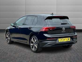 Used Volkswagen Golf 2024 for sale - 74802861: Photo