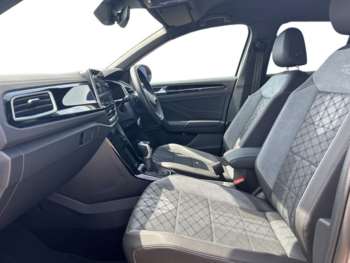 Used Volkswagen T-Roc 2024 for sale - 74669508: Photo