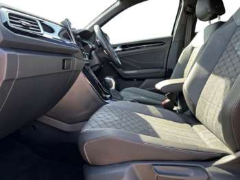 Used Volkswagen T-Roc 2023 for sale - 74688431: Photo