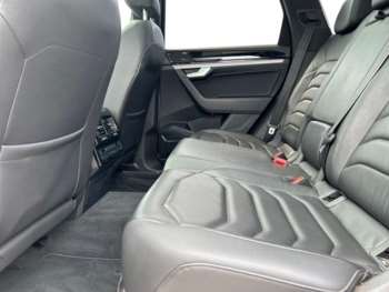 Used Volkswagen Touareg 2018 for sale - 74512744: Photo
