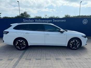 Used Volkswagen Passat 2024 for sale - 74177640: Photo