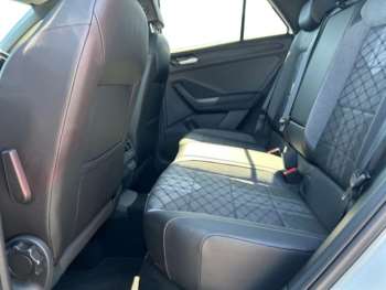 Used Volkswagen T-Roc 2024 for sale - 74512809: Photo