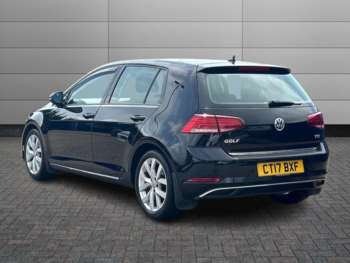 Used Volkswagen Golf 2017 for sale - 74754072: Photo