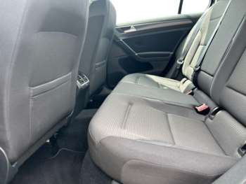 Used Volkswagen Golf 2017 for sale - 74754072: Photo