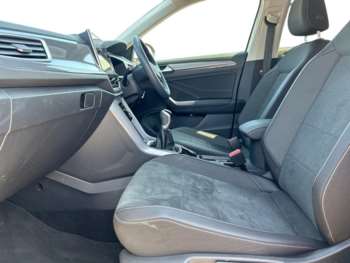 Used Volkswagen T-Roc 2024 for sale - 74950209: Photo