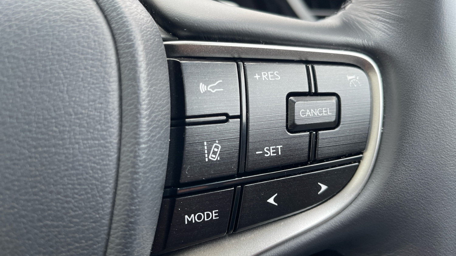 Used Lexus ES 2025 for sale - 77072986: Photo 21