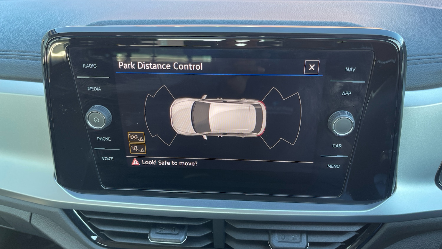 Used Volkswagen T-Roc 2022 for sale - 78018229: Photo 23