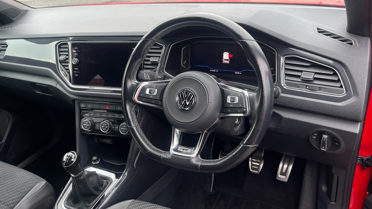 Used Volkswagen T-Roc 2019 for sale - 77329015: Photo 9