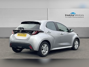 Used Mazda Mazda2 HYBRID 2022 for sale - 76149103: Photo 3