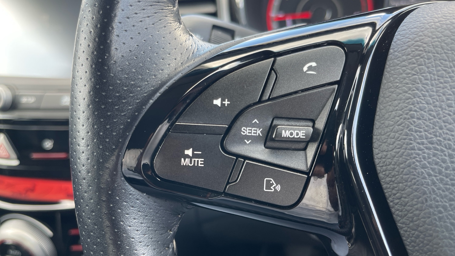 Used Ssangyong Tivoli 2021 for sale - 76396794: Photo 23