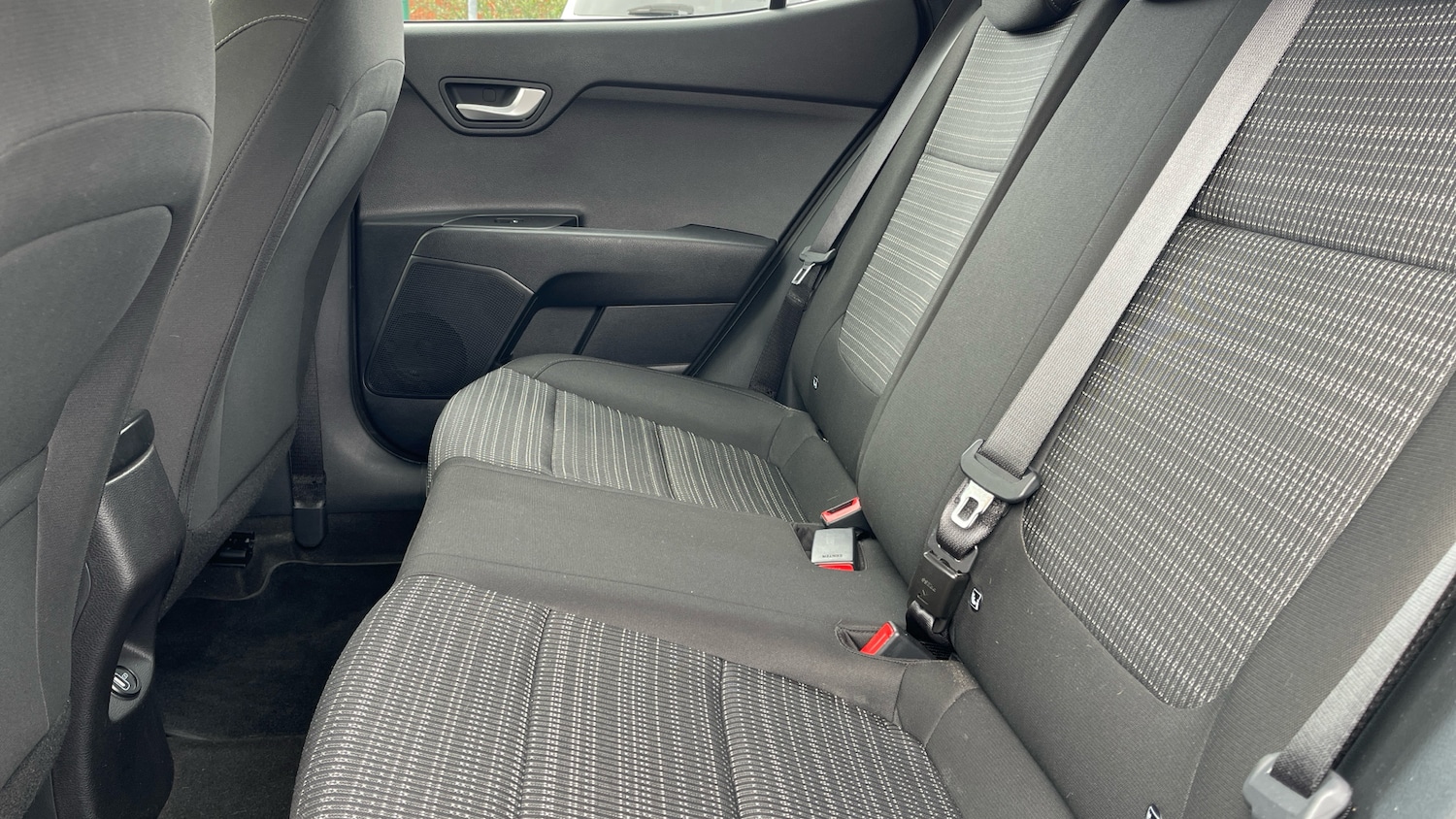 Used Kia Stonic 2023 for sale - 78018220: Photo 14