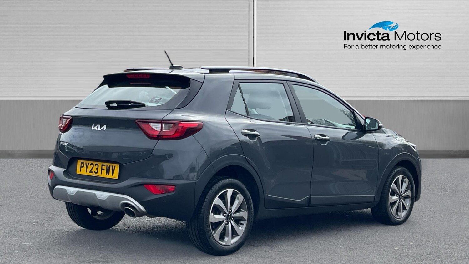 Used Kia Stonic 2023 for sale - 78018220: Photo 3