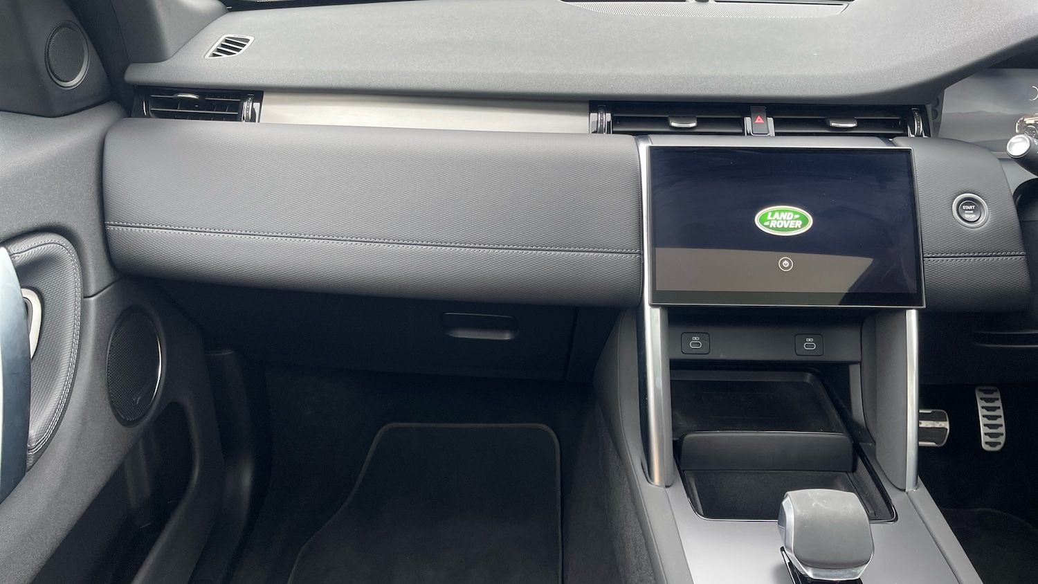 Used Land Rover Discovery Sport 2024 for sale - 77423286: Photo 12