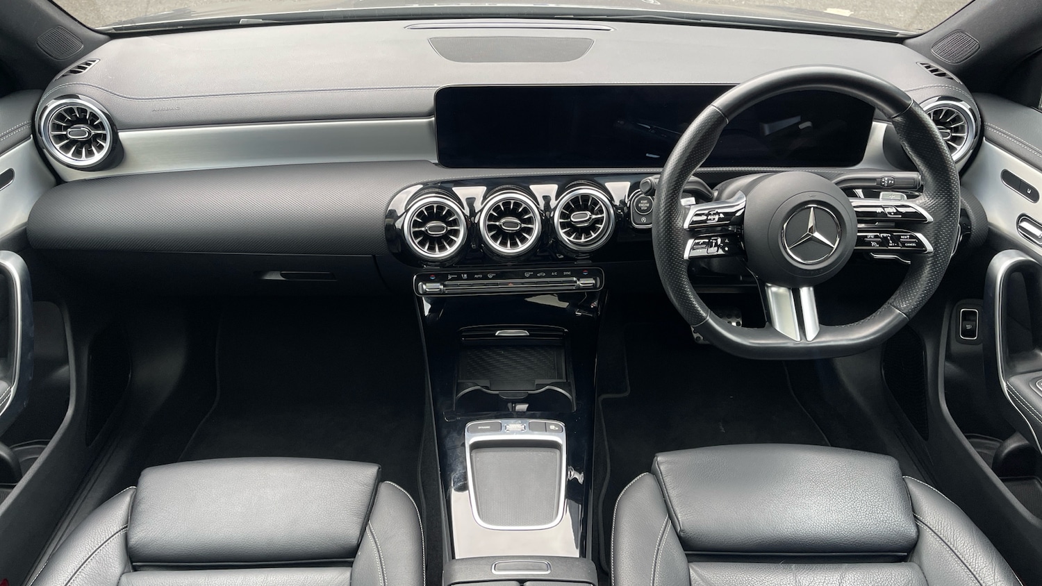 Used Mercedes-Benz CLA 2024 for sale - 77065530: Photo 11