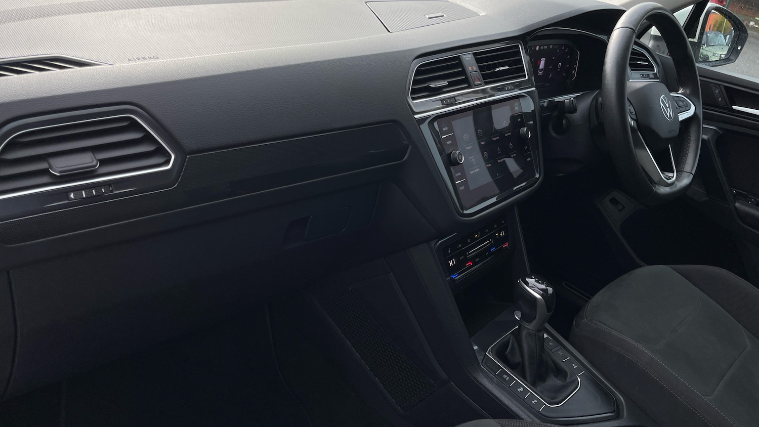 Used Volkswagen Tiguan 2021 for sale - 76324885: Photo 10