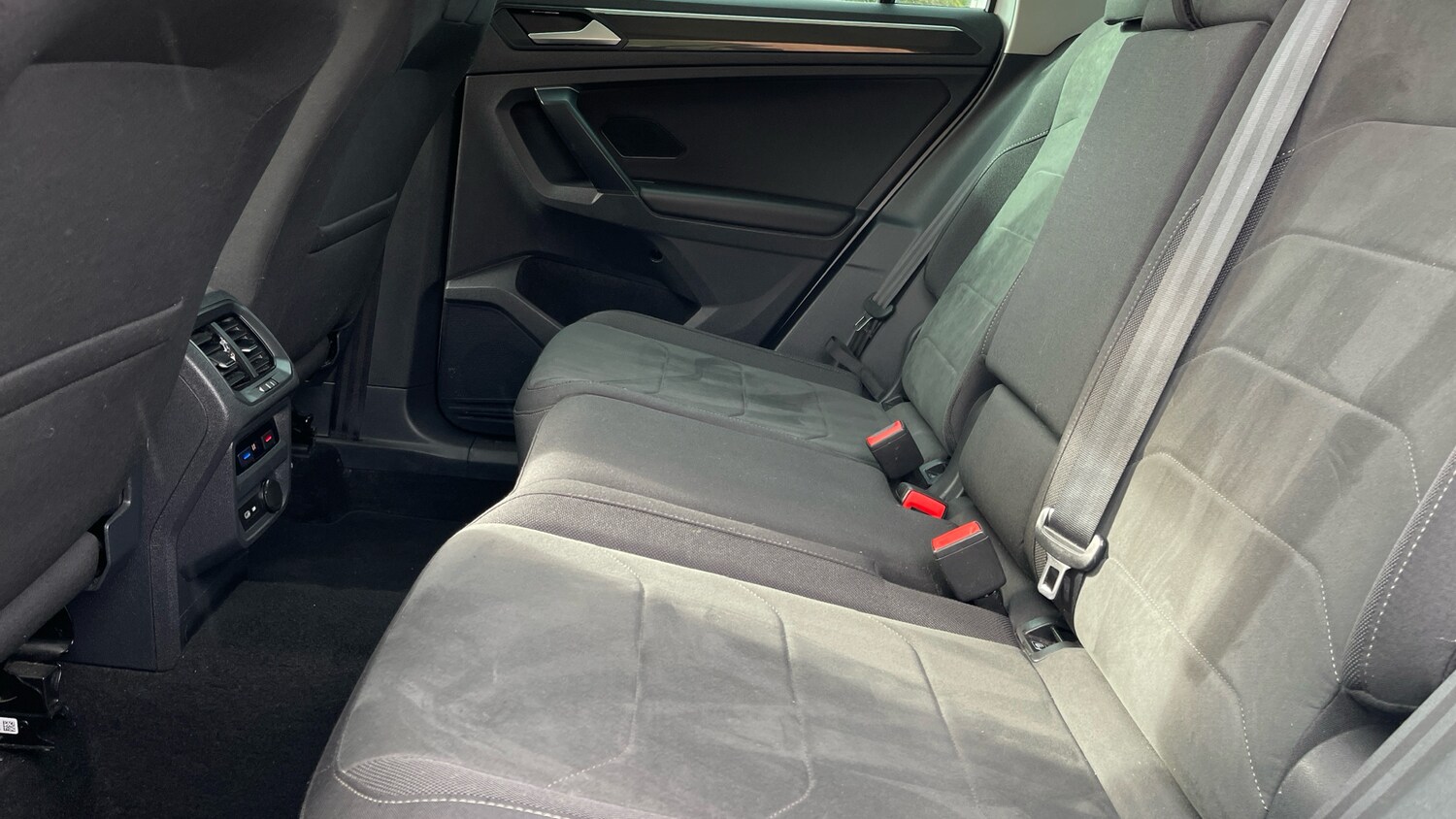 Used Volkswagen Tiguan 2021 for sale - 76324885: Photo 14