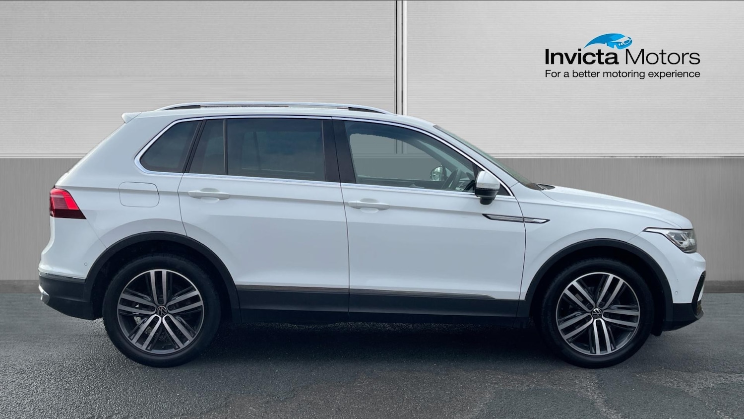 Used Volkswagen Tiguan 2021 for sale - 76324885: Photo 2