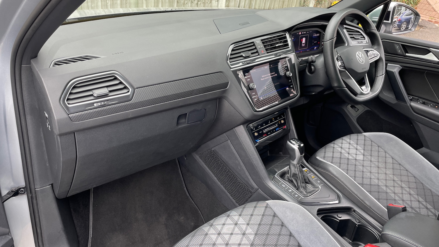 Used Volkswagen Tiguan 2023 for sale - 76454971: Photo 10