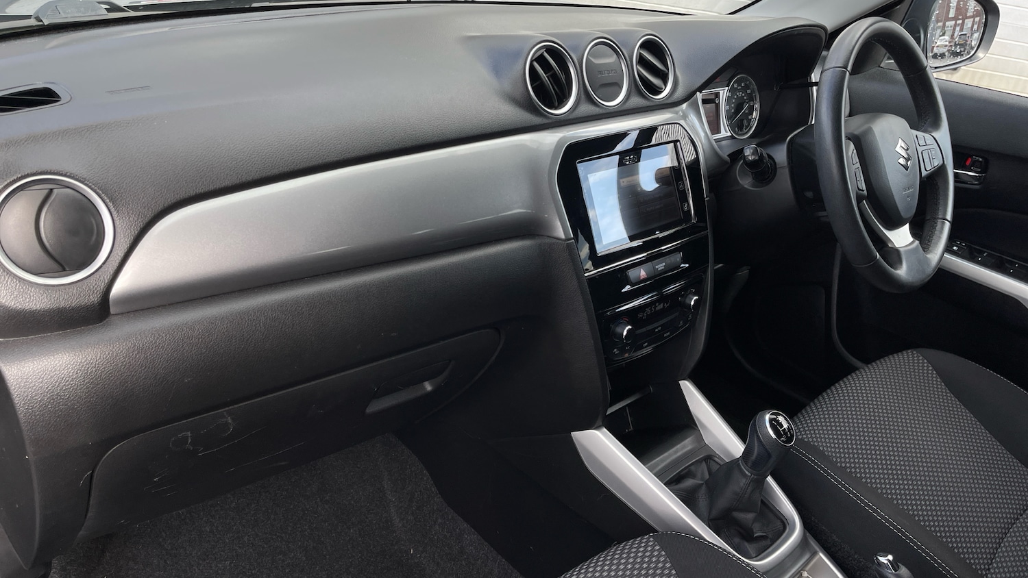 Used Suzuki Vitara 2017 for sale - 75898961: Photo 10