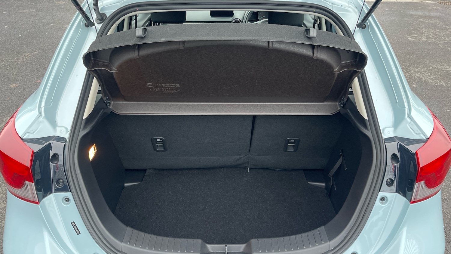 Used Mazda Mazda2 2024 for sale - 76864127: Photo 15