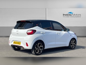 Used Hyundai i10 2023 for sale - 78459879: Photo