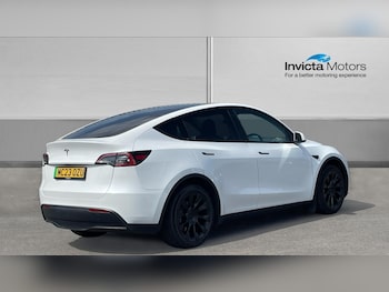 Used Tesla Model Y 2023 for sale - 75518022: Photo